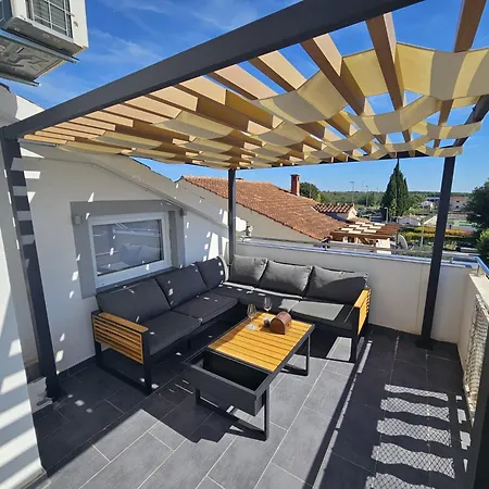 Tjk Apartament Sveti Filip i Jakov